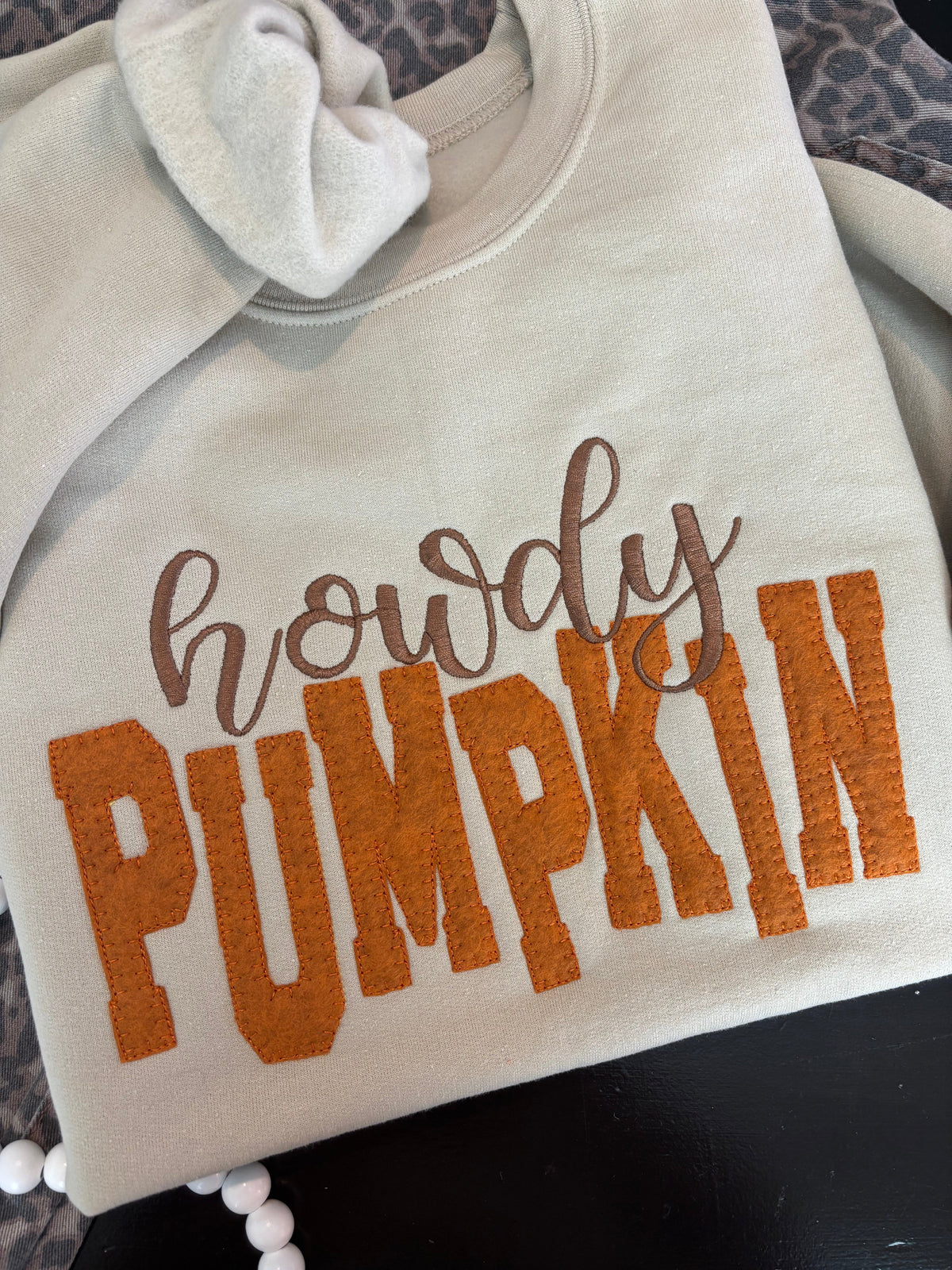 Howdy Pumpkin Appliqué Embroidered Sweatshirt